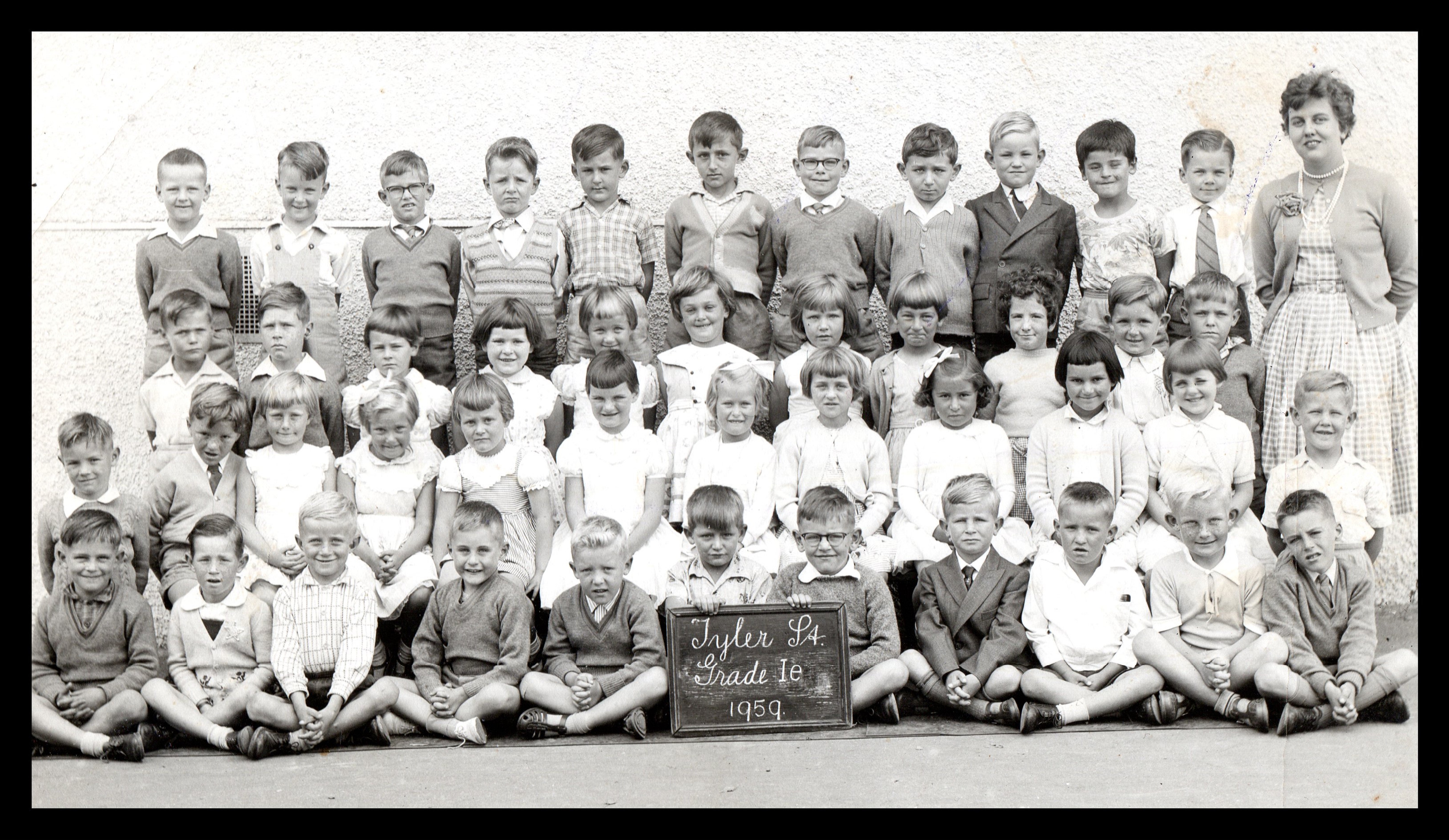 /uploaded_files/media/gallery/1755479365Grade 1E 1959.jpg